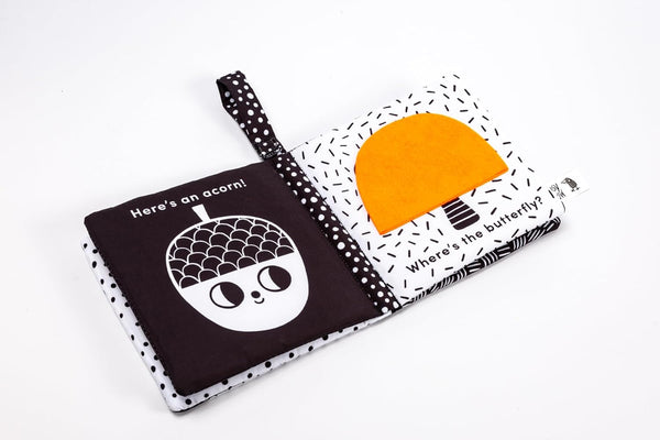 Baby’s First Cloth Book: Cuddly Bear