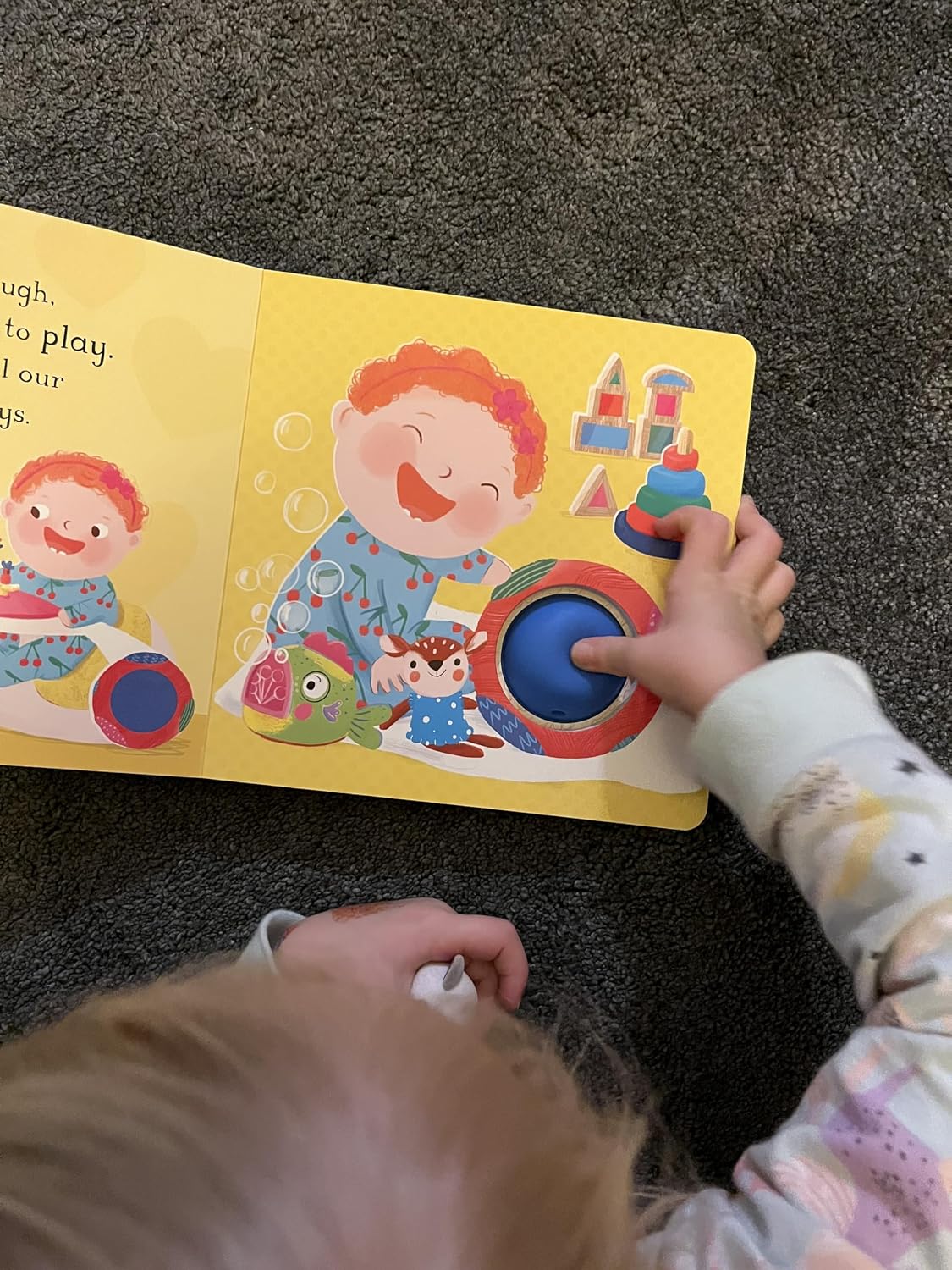 Babies Laugh All Day Long: With Soft Squeaker to Press